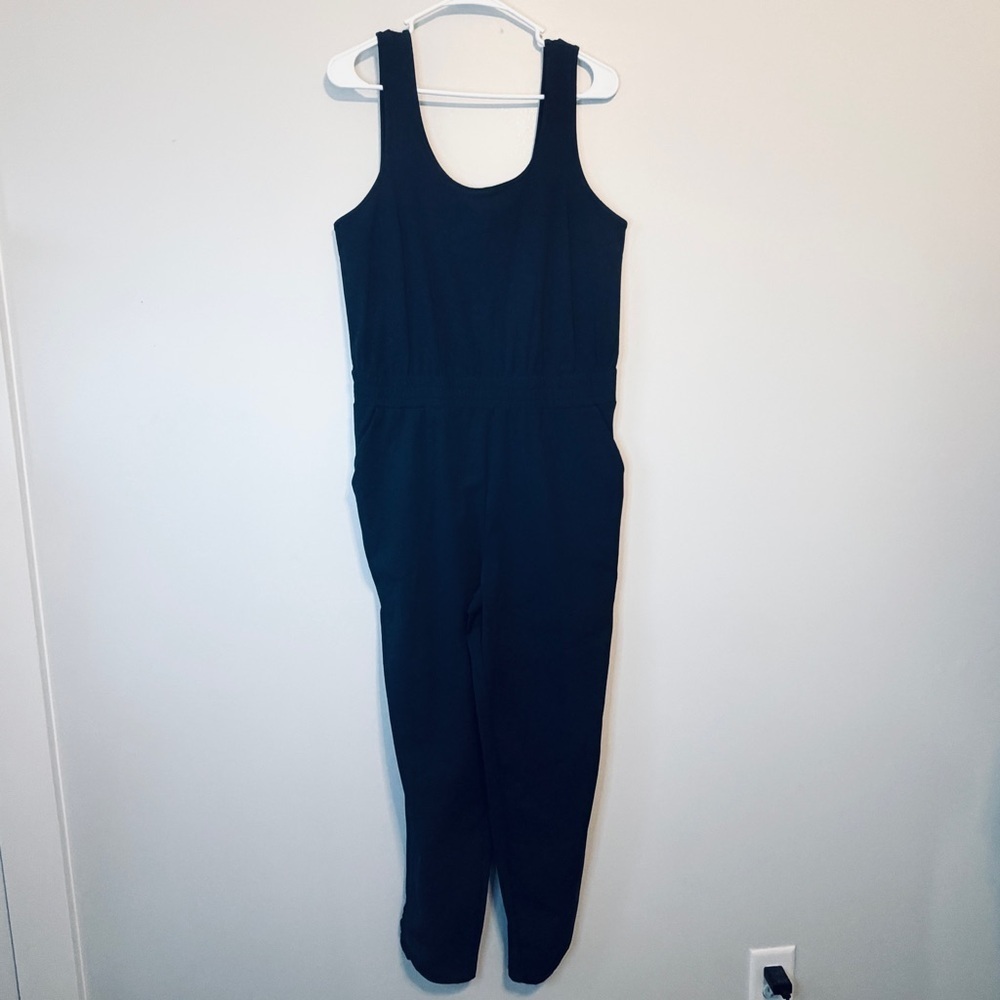 Soma Black Sleeveless Scoop-Neck Jumpsuit with Straight Legs